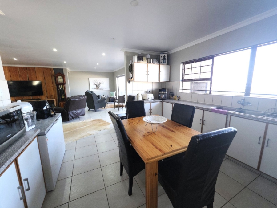 3 Bedroom Property for Sale in Dana Bay Western Cape